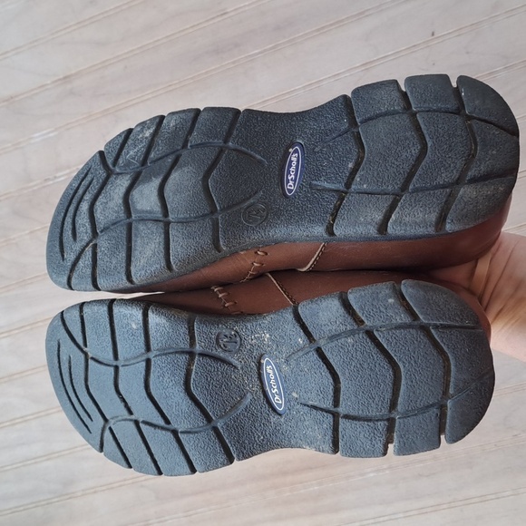 Dr. Scholl's Brown Leather Clara Slip-On Double Air Pillo Comfort Flats Loafer - Picture 7 of 11